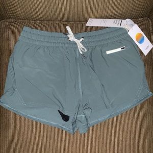 VUORI Clementine Short Size S - Color Kel